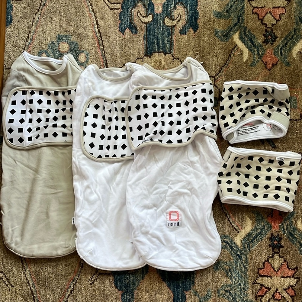 VGUC Nanit breathing bands and swaddles size 0-3 months in grey and white